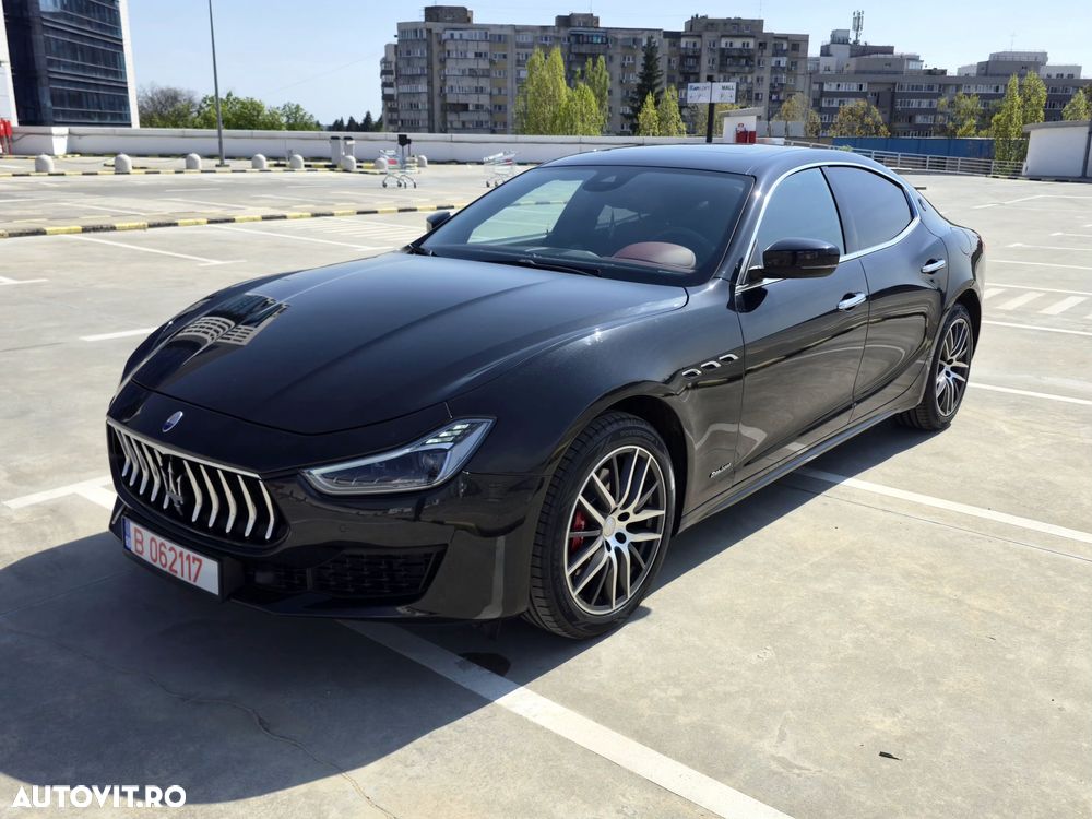 Maserati Ghibli GranLusso - 11