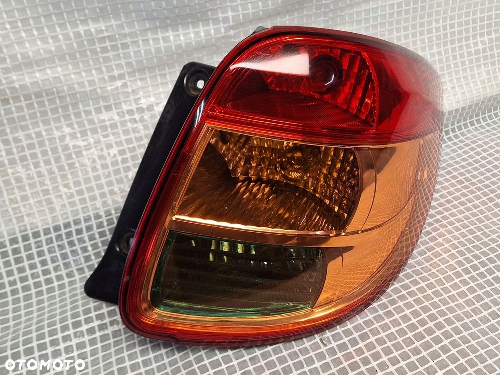 lampa tyl tylna prawa suzuki sx4 fiat sedici 2005-2014 europa demontaz - 2
