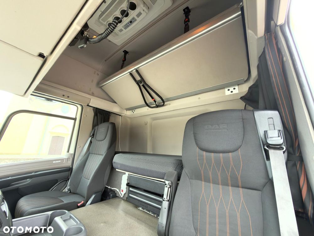 DAF CF320 / FIRANKA / WINDA  / 22 PALETY / KLIMA POSTOJOWA / E6 / 9300 ŁADOWNOŚĆ / NISKI PRZEBIEG / AUTOMAT / SYPIALKA /JEDEN WŁAŚCICIEL / SPROWADZONY / PALET / 2019 / - 24