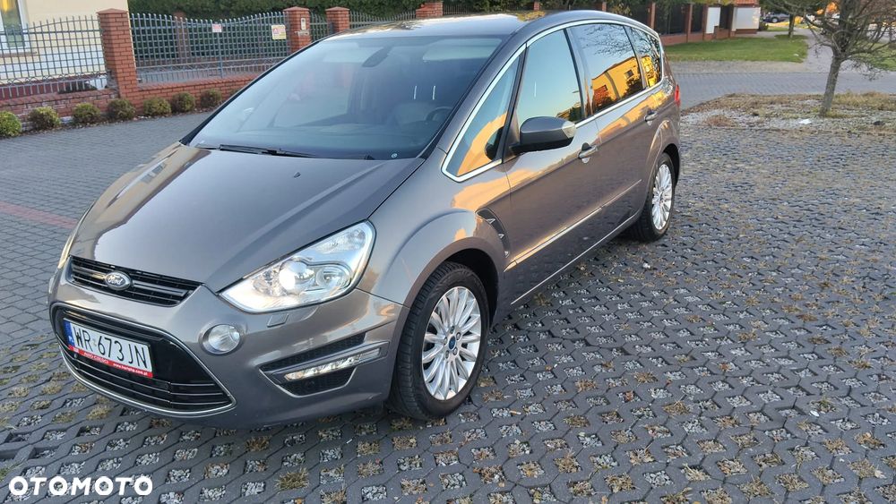 Ford S-Max 2012 photo 2