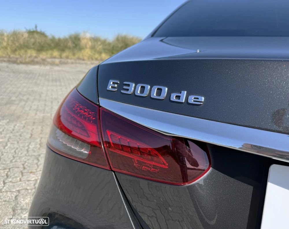 Mercedes-Benz E 300 de AMG Line - 18