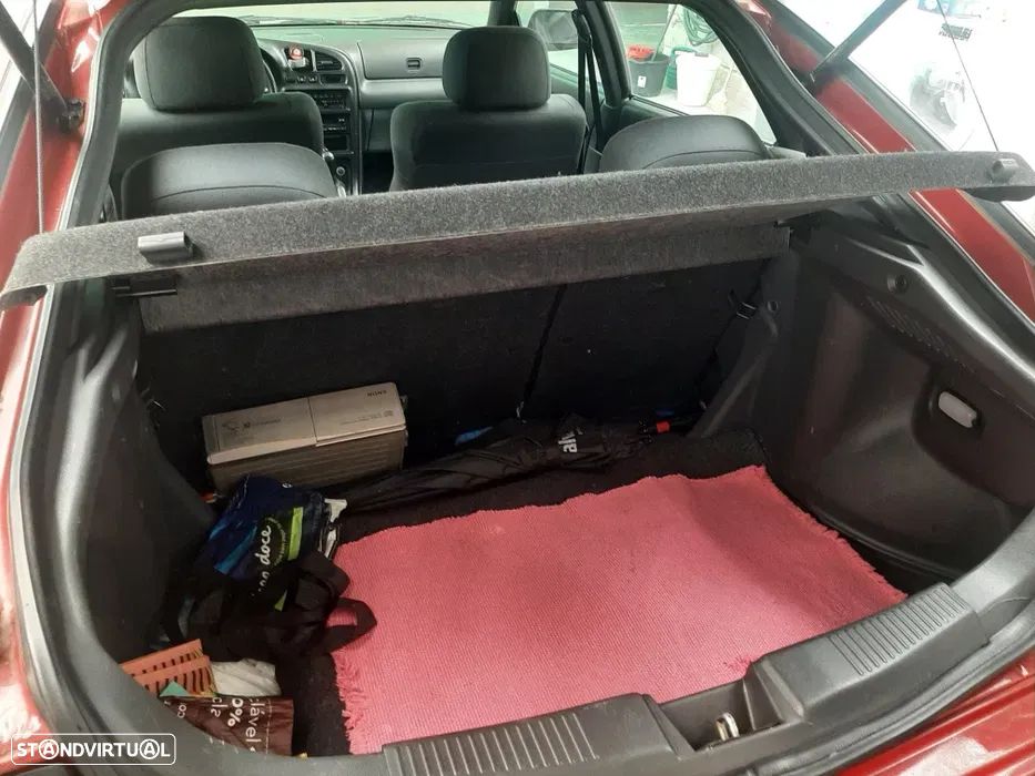 Mazda 323 F 1.5 Lantis - 4