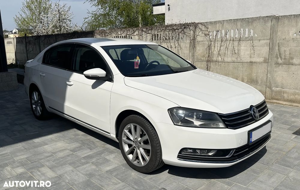 Volkswagen Passat - 2