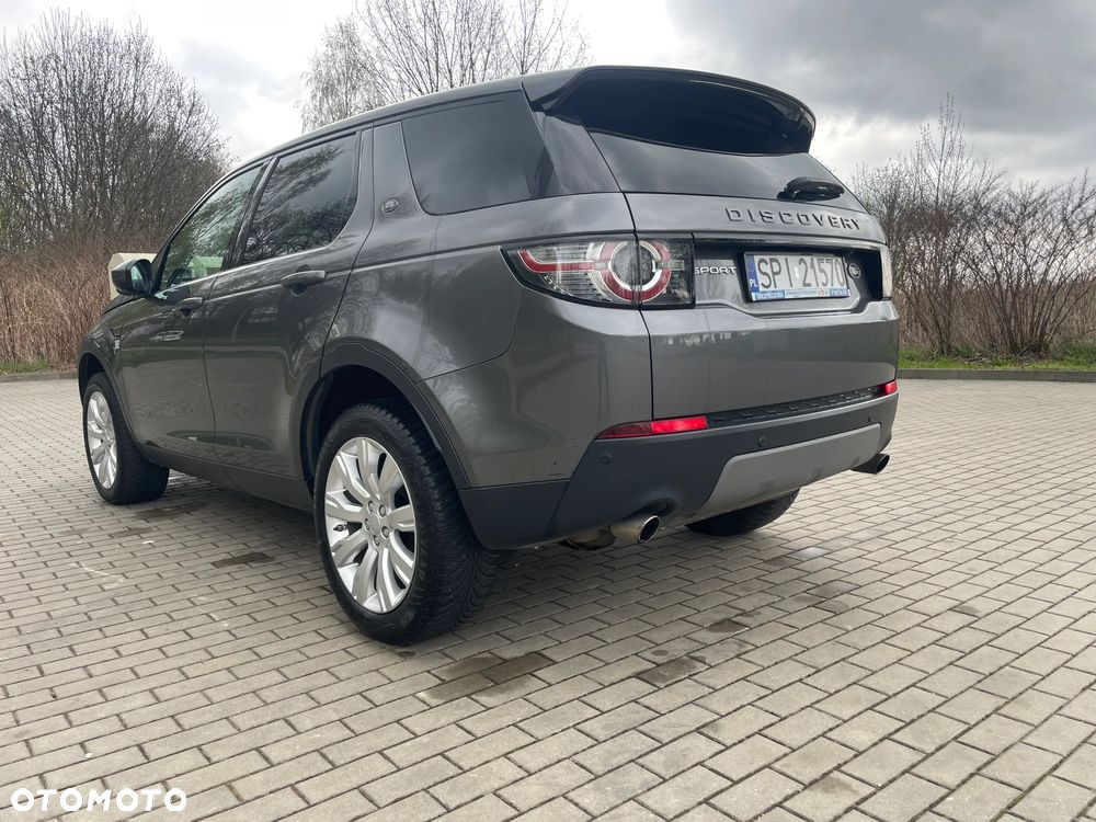 Land Rover Discovery Sport - 8