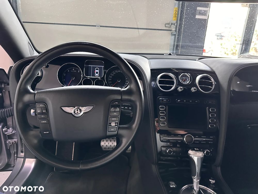 Bentley Flying Spur - 15