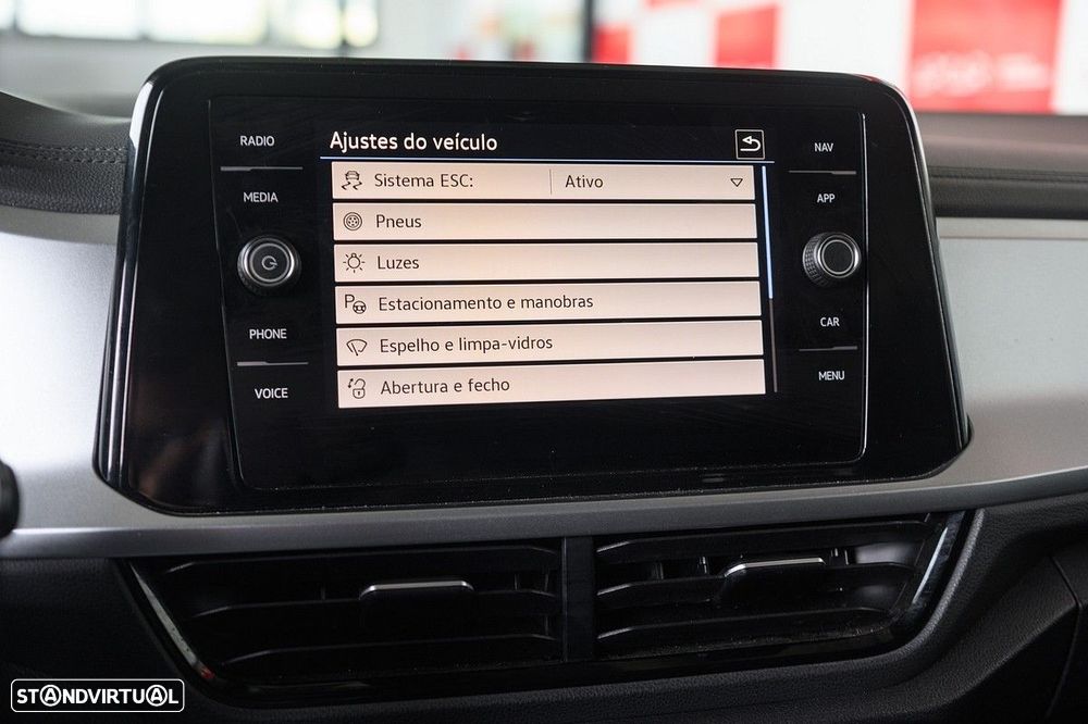 VW T-Roc 1.0 TSI Urban - 53