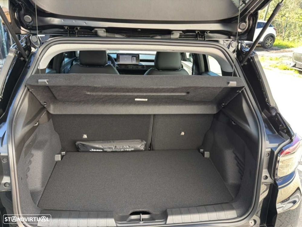 Jeep Avenger 1.2 GSE T3 Altitude - 10