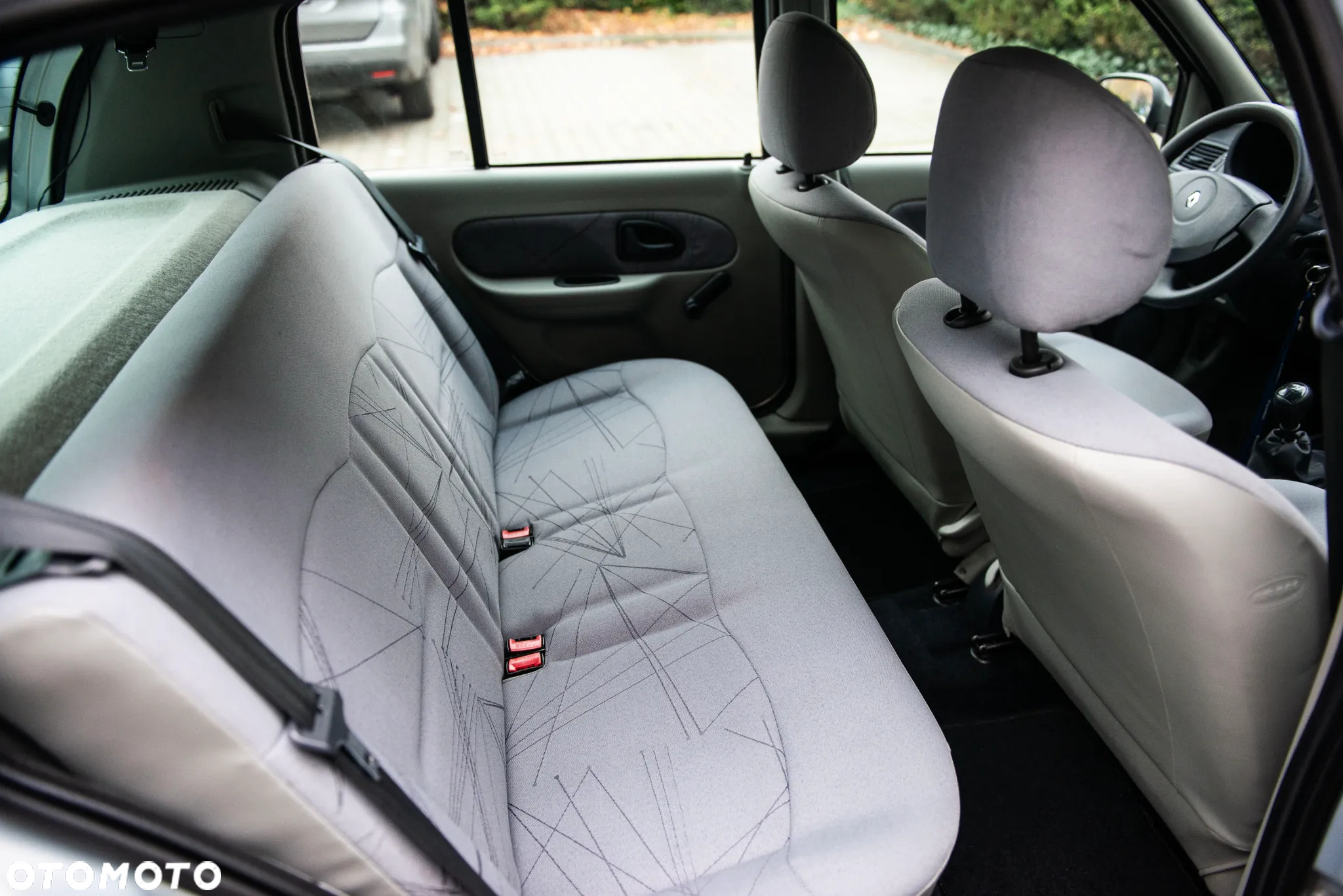 Renault Clio 1.2 Campus Authentique - 23