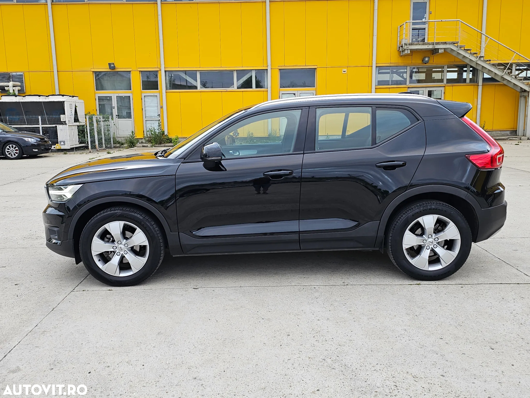 Volvo XC 40 D3 Geartronic - 4