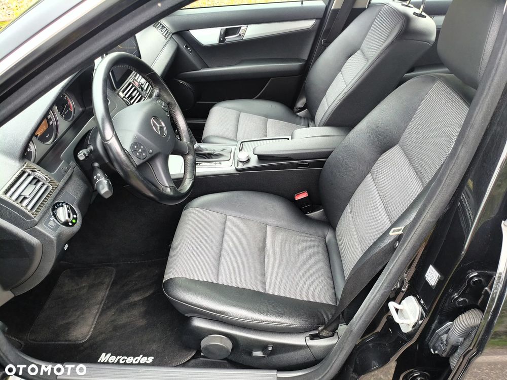 Mercedes-Benz Klasa C 180 Kompressor Automatik Avantgarde - 23