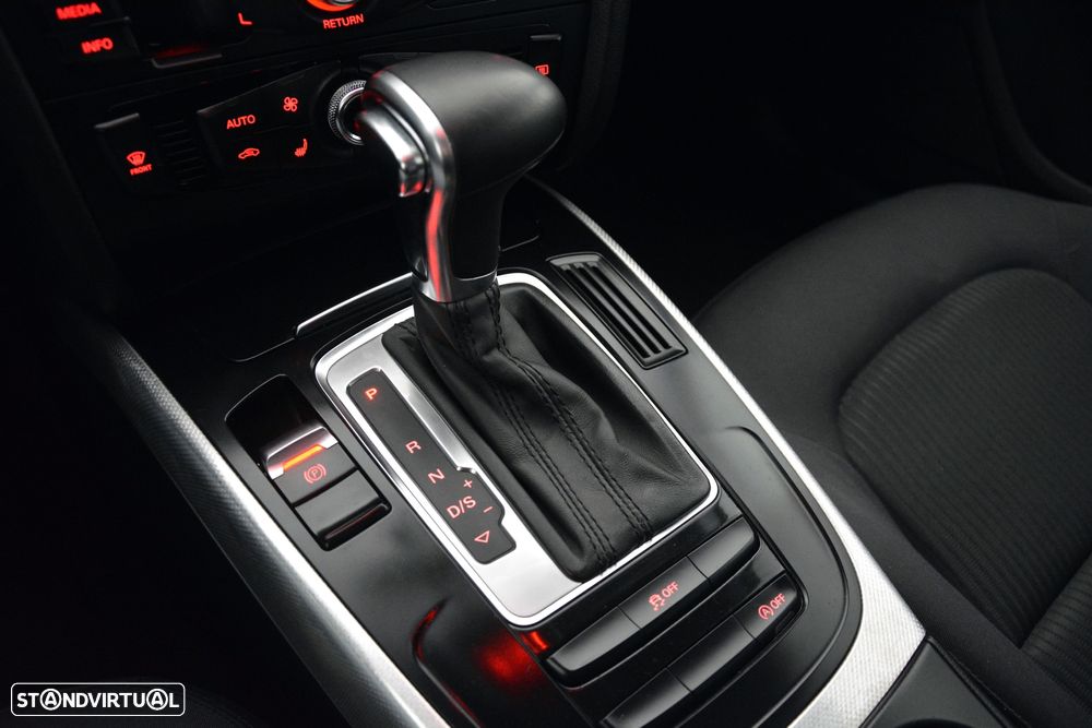 Audi A4 Avant 2.0 TDI DPF multitronic Ambiente - 24