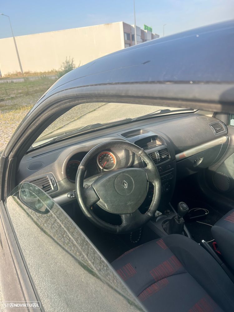 Renault Clio 1.2 16V Dynamique - 5