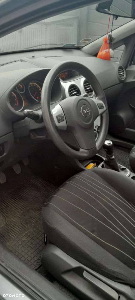 Opel Corsa - 9