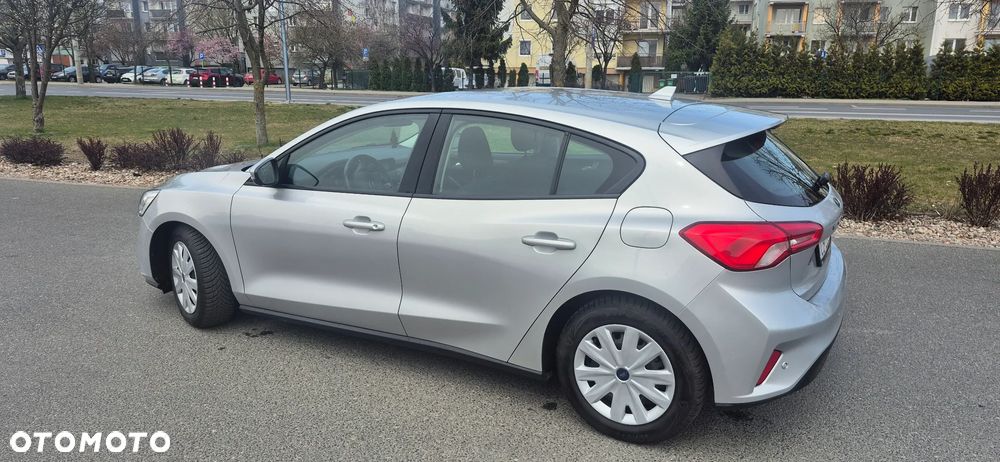 Ford Focus 1.0 EcoBoost Trend Edition - 3
