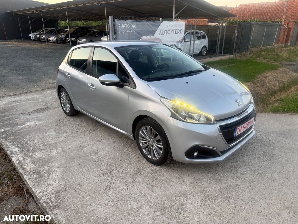 Peugeot 208 82 PureTech Style - 1