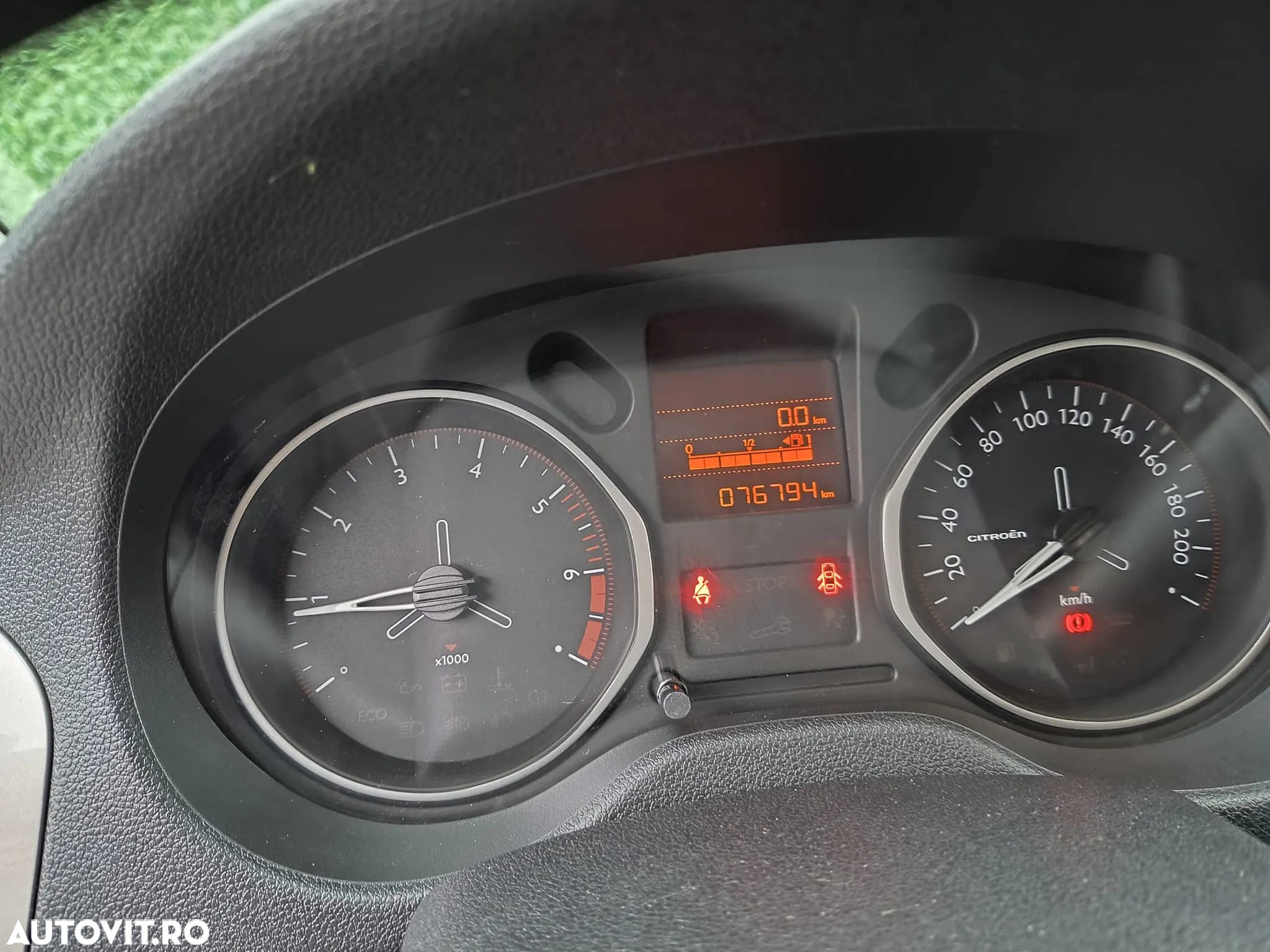 Citroën C-Elysée 1.5 BlueHDi 100 S&S BVM6 Feel - 8