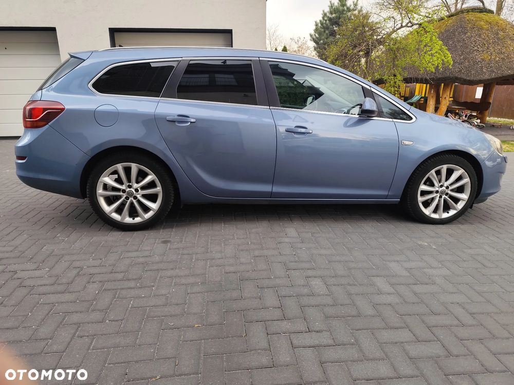 Opel Astra 1.4 T Cosmo - 3
