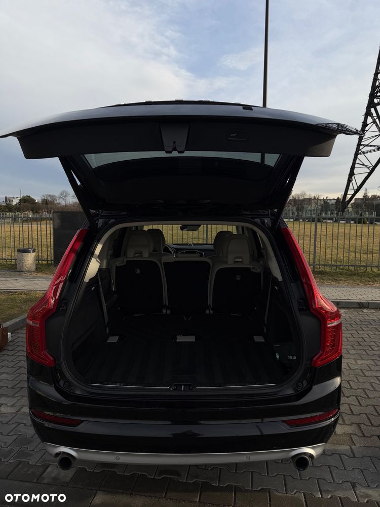 Volvo XC 90 D5 AWD Momentum - 13
