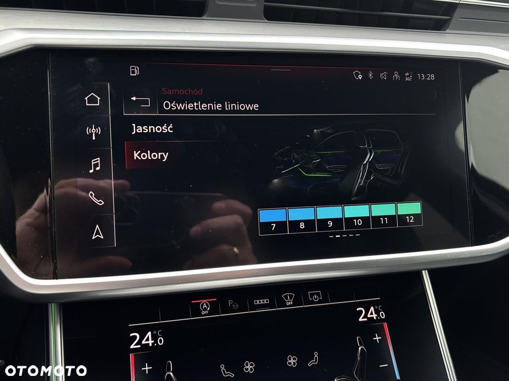 Audi A6 Avant - 32