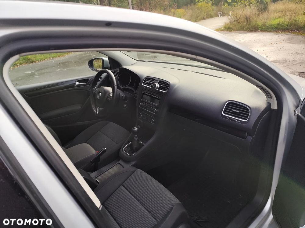 Volkswagen Golf 1.6 TDI BlueMotion Technology Comfortline - 9