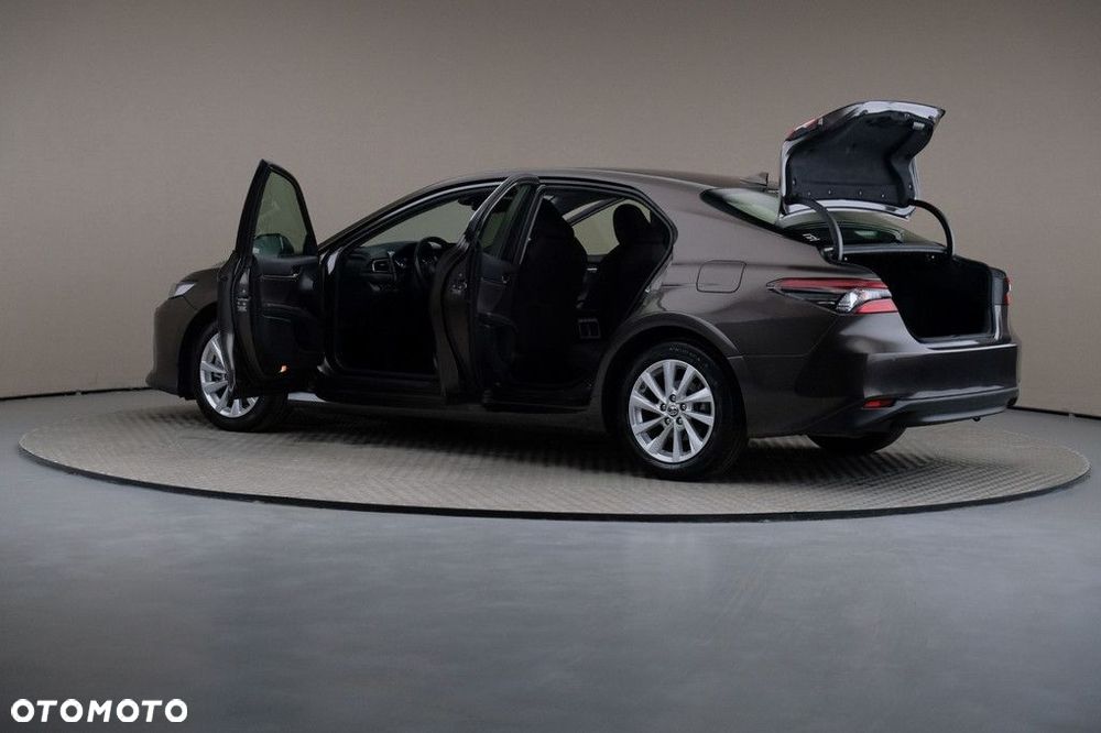 Toyota Camry 2.5 Hybrid Comfort CVT - 7