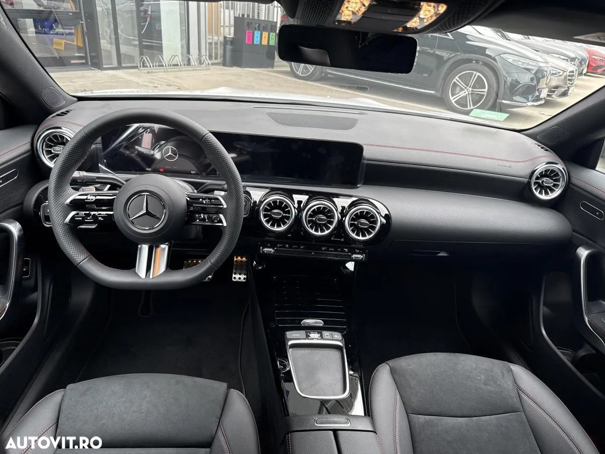 Mercedes-Benz CLA 250 e Coupe - 12
