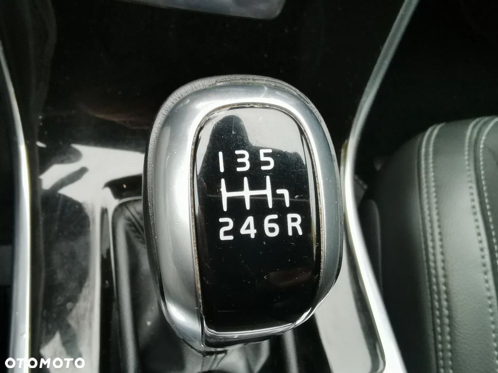 Volvo XC 60 D3 Momentum - 21