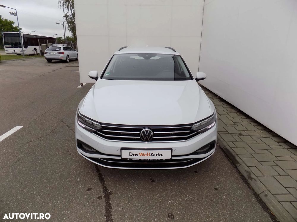 Volkswagen Passat 2.0 TDI SCR DSG Business - 8