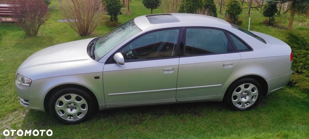 Audi A4 Limousine 2.0 T FSI quattro - 8