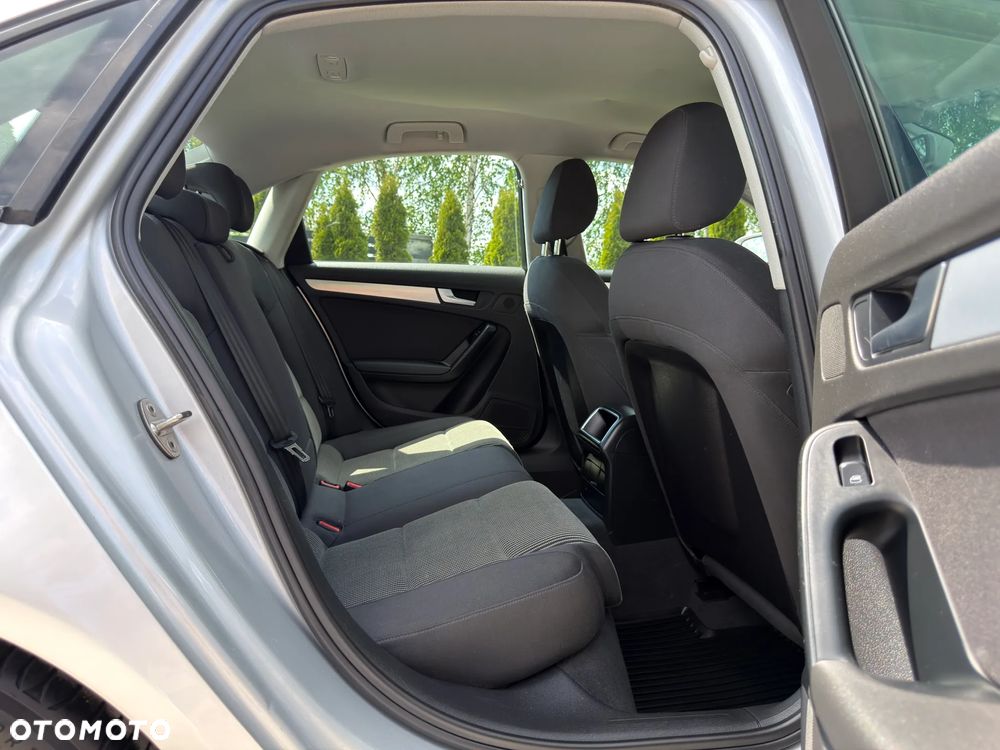 Audi A4 Limousine 1.8 TFSI Ambiente - 36