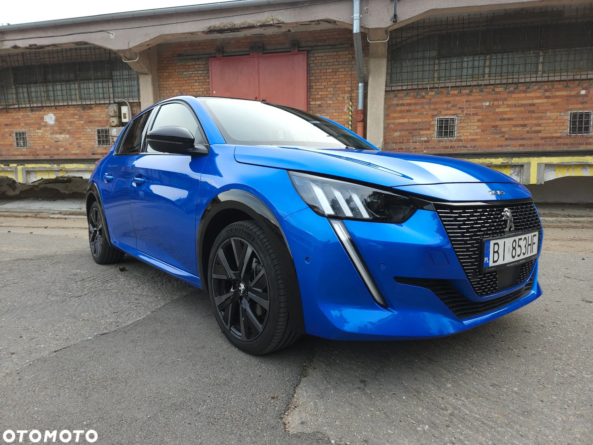 Peugeot 208 - 1