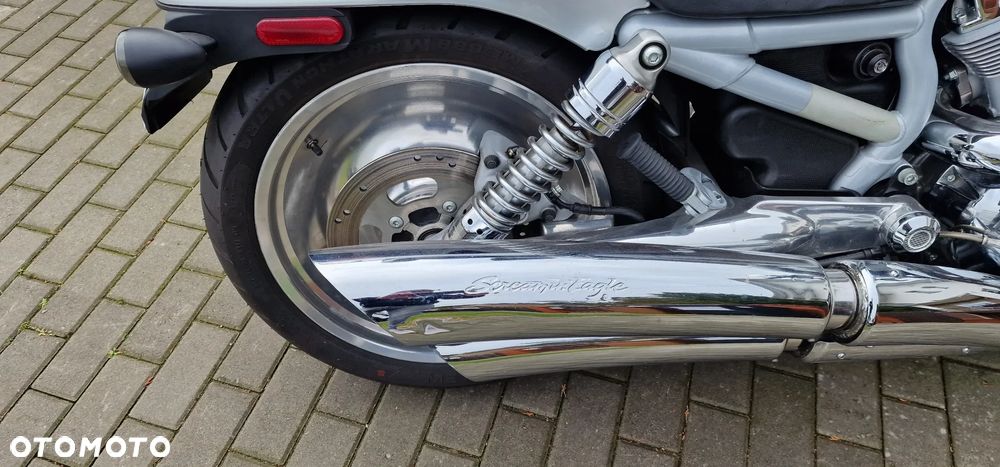 Harley-Davidson V-Rod Street Rod - 3