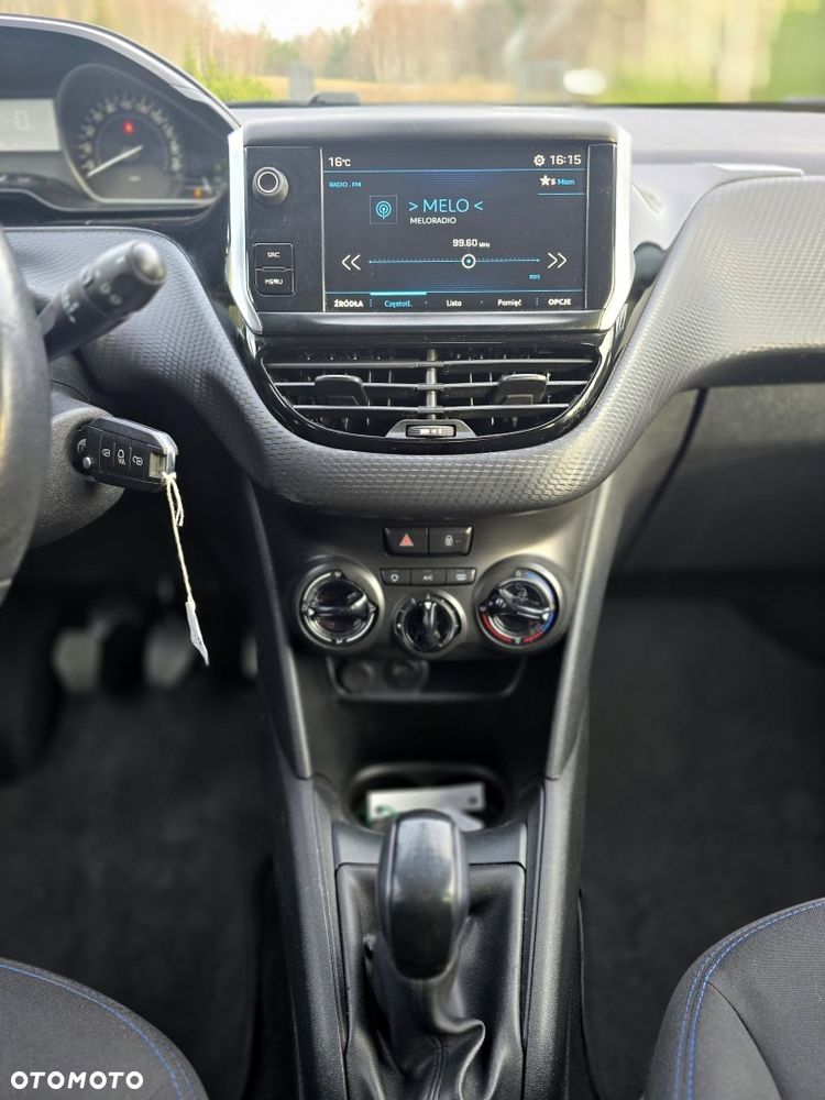 Peugeot 208 PureTech 82 Start & Stop Style - 15