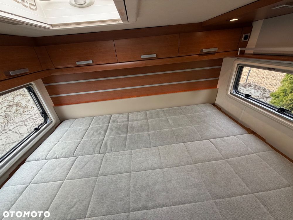 KNAUS Sunliner 700 Lg - 22