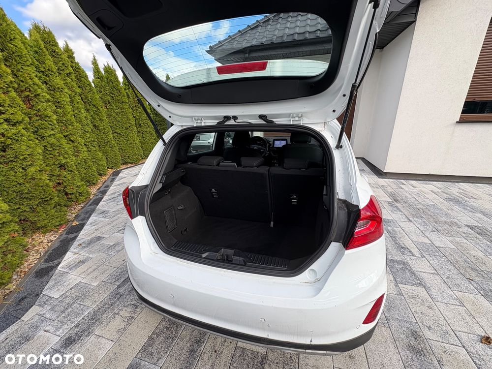 Ford Fiesta 1.0 EcoBoost S&S ACTIVE - 36