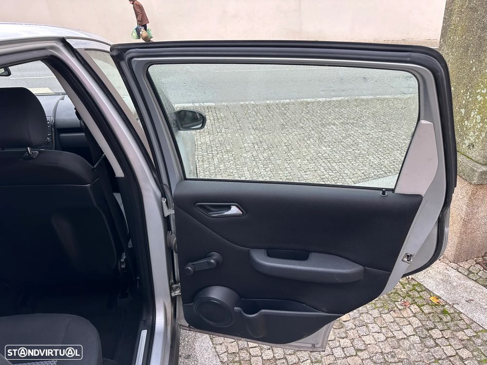 Mercedes-Benz A 160 CDi Avantgarde - 19