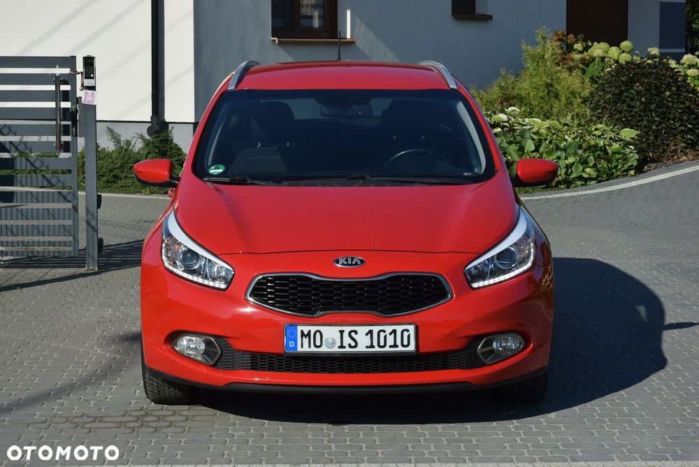 Kia Ceed 1.4 CVVT Dream Team Edition - 2