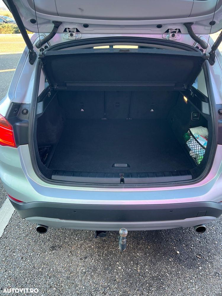 BMW X1 xDrive20i AT Standard - 6