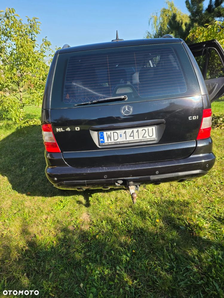 Mercedes-Benz ML - 10