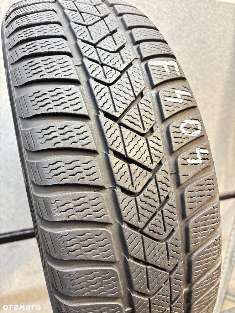 1 Opona Zimowa Pirelli 205/60/17 93H - 2