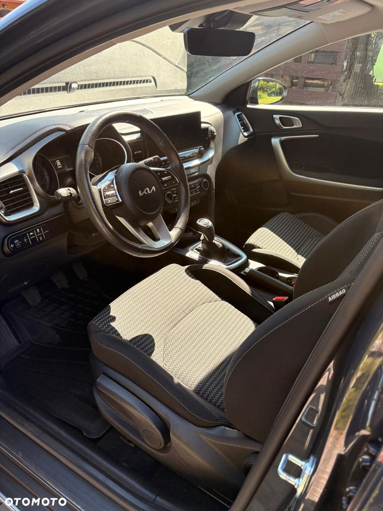 Kia XCeed 1.5 T-GDI M - 10