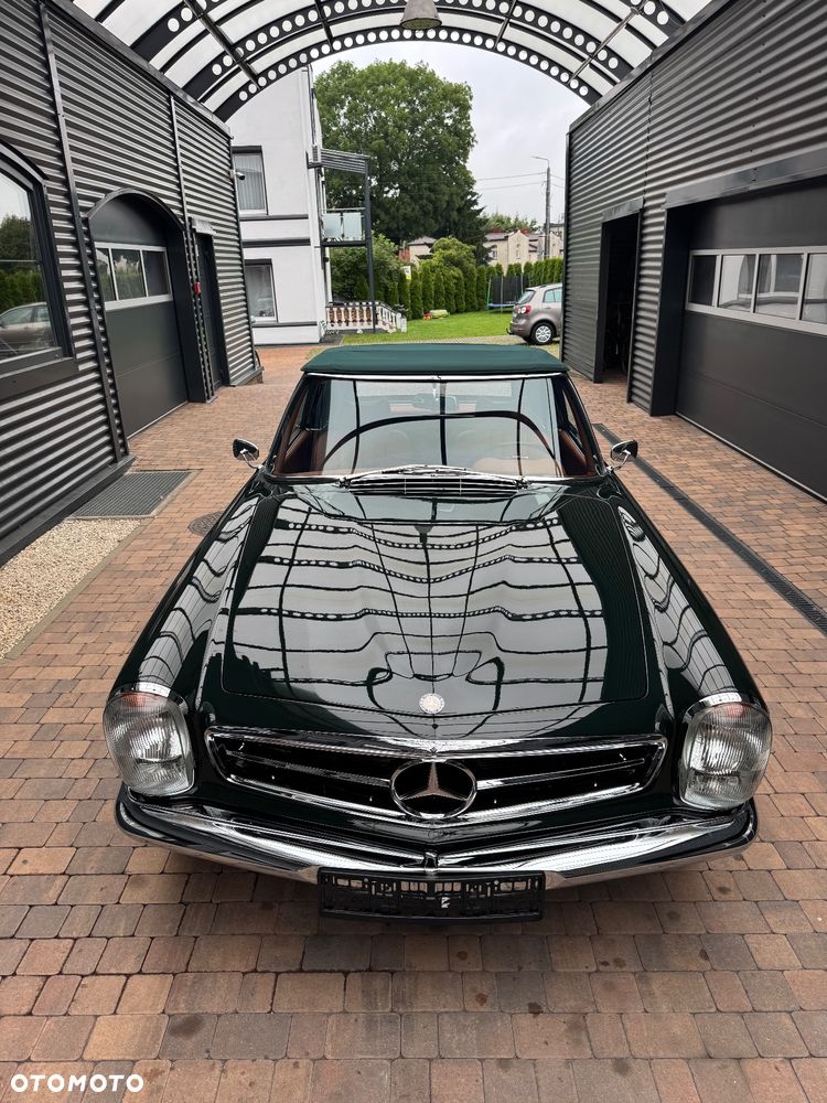 Mercedes-Benz SL - 11