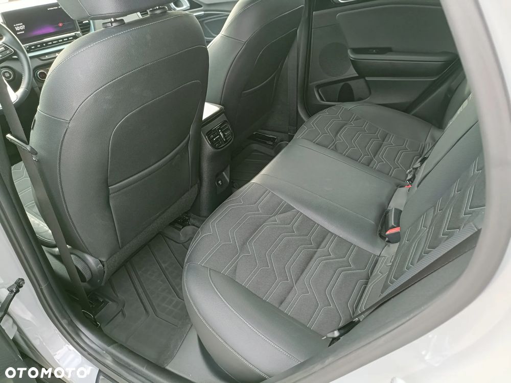 Kia XCeed 1.6 T-GDI Tribute DCT - 21