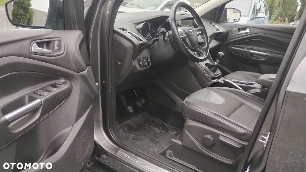 Ford Kuga 1.5 EcoBoost 2x4 Individual - 8