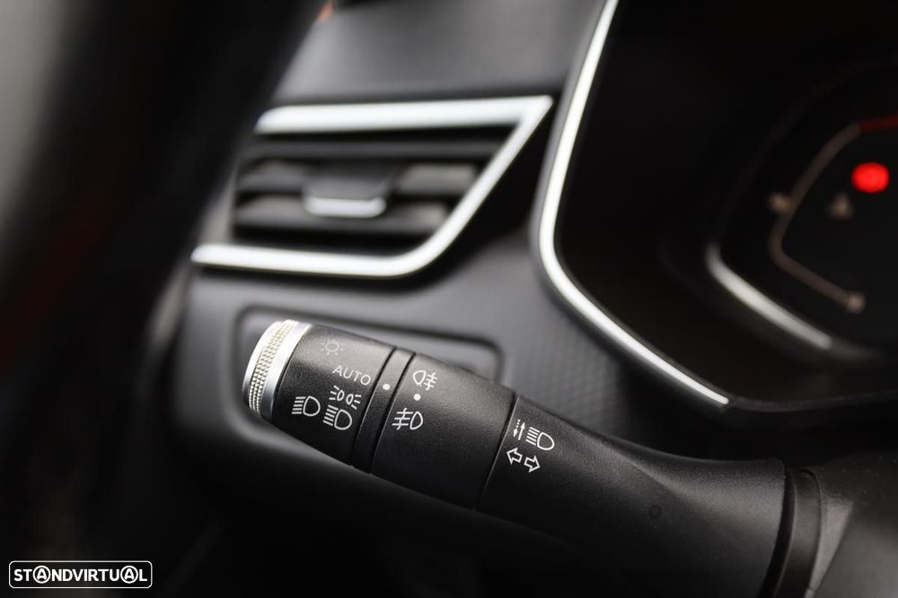 Renault Clio 1.0 TCe Exclusive - 14