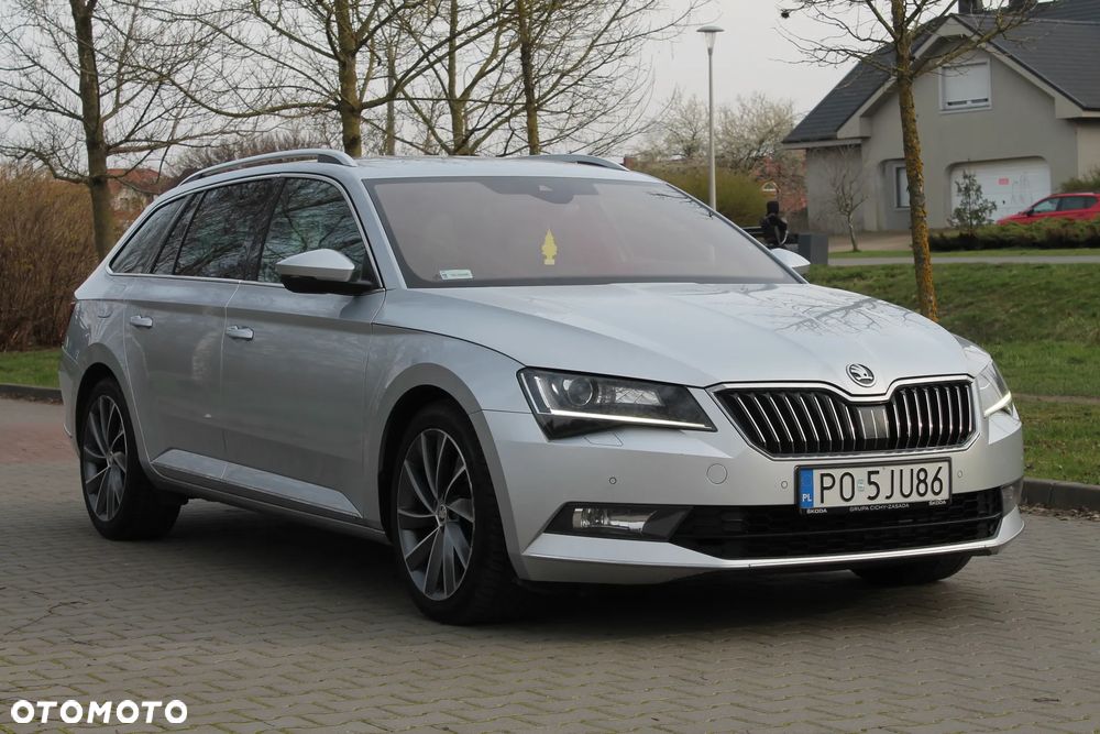 Skoda Superb 2.0 TDI L&K DSG7 - 4