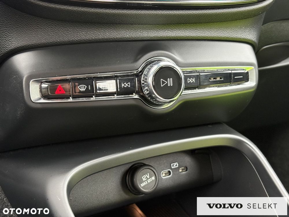 Volvo XC 40 - 19