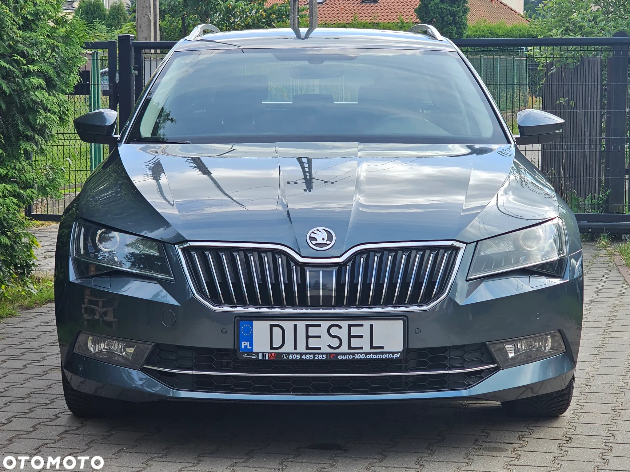 Skoda Superb 2.0 TDI DSG Premium Edition - 2