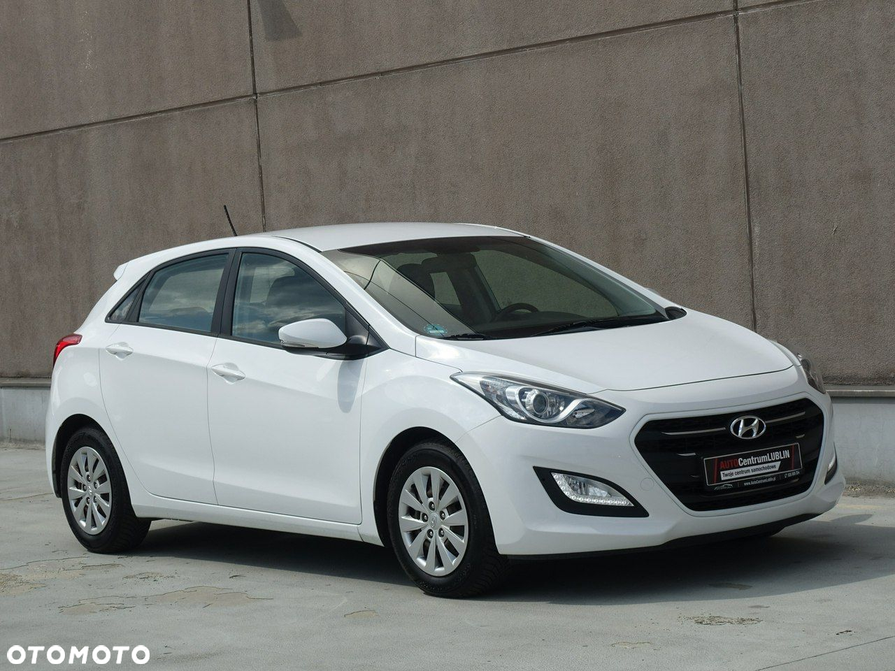 Hyundai i30 blue 1.6 CRDi Trend - 2