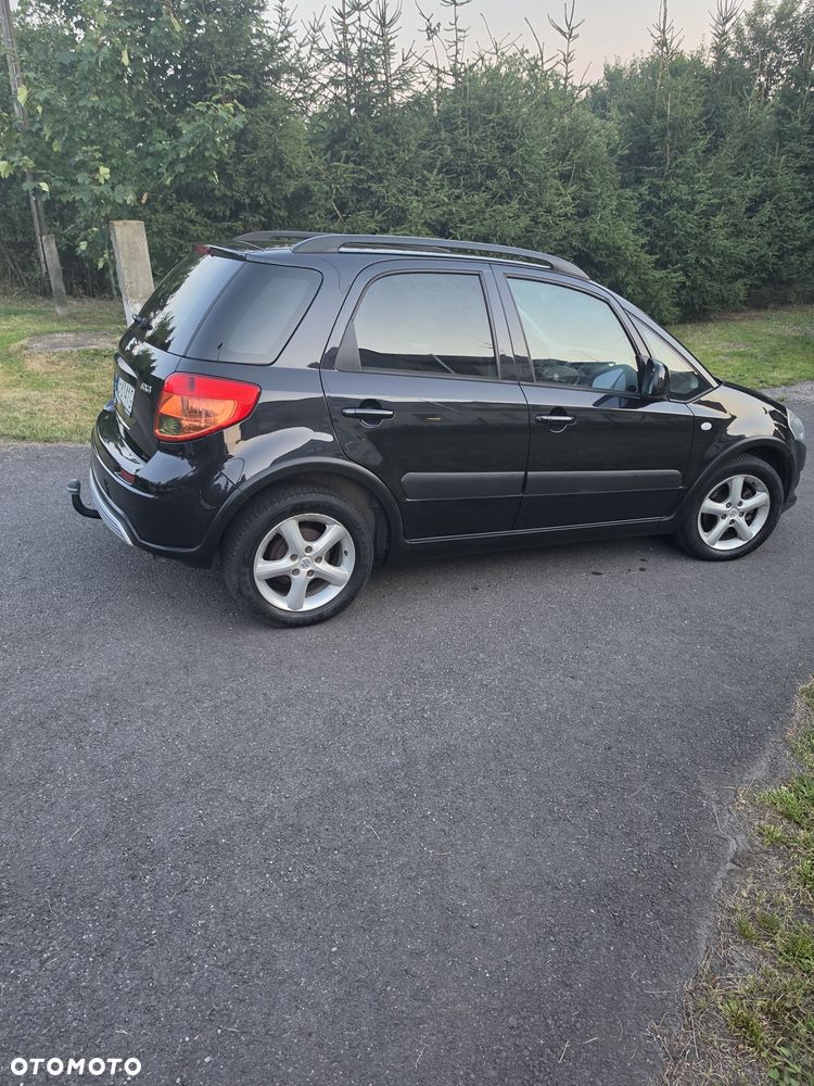 Suzuki SX4 - 1